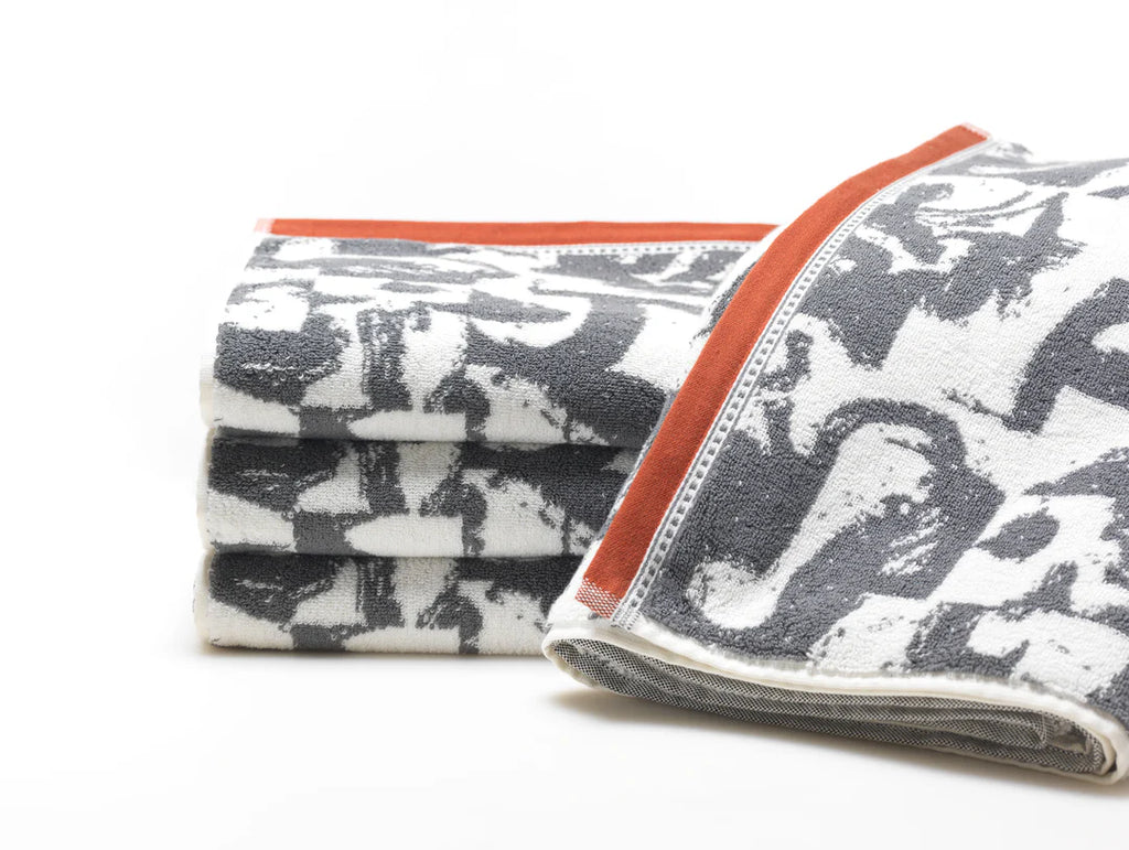 Roseberry Grey Doodle Hand Towel 19x30" 1pc