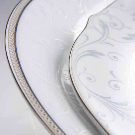 Noritake Silver Regina Platinum Dinnerware Set 5pc