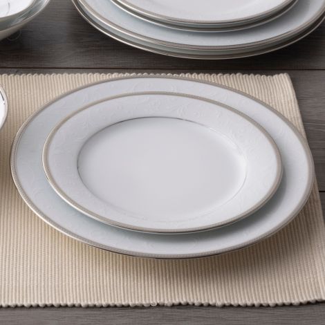 Noritake Silver Regina Platinum Dinnerware Set 5pc