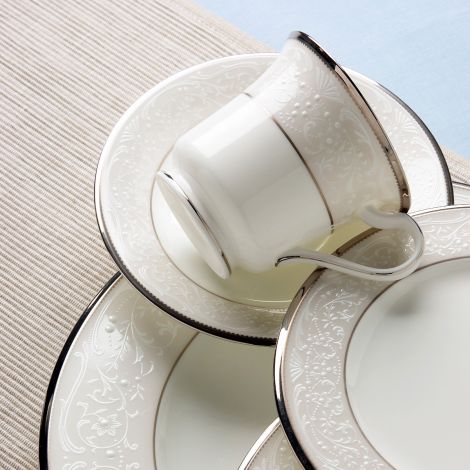 Noritake Silver Palace Dinnerware Set