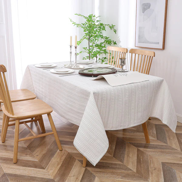 Tablecloth White Lenox Lace Lined 1pc