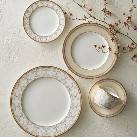 Noritake Gold Trefolio Dinnerware Set