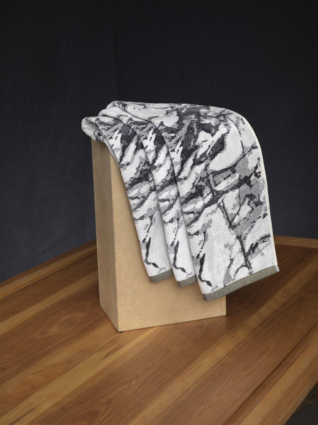 RoseBerry White/Black Granite Hand Towel - Thumbnail 4