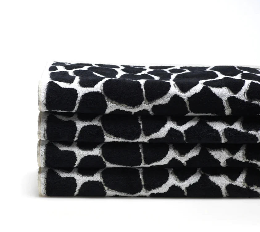 RoseBerry Black/White Dazzle Hand Towel - Thumbnail 3